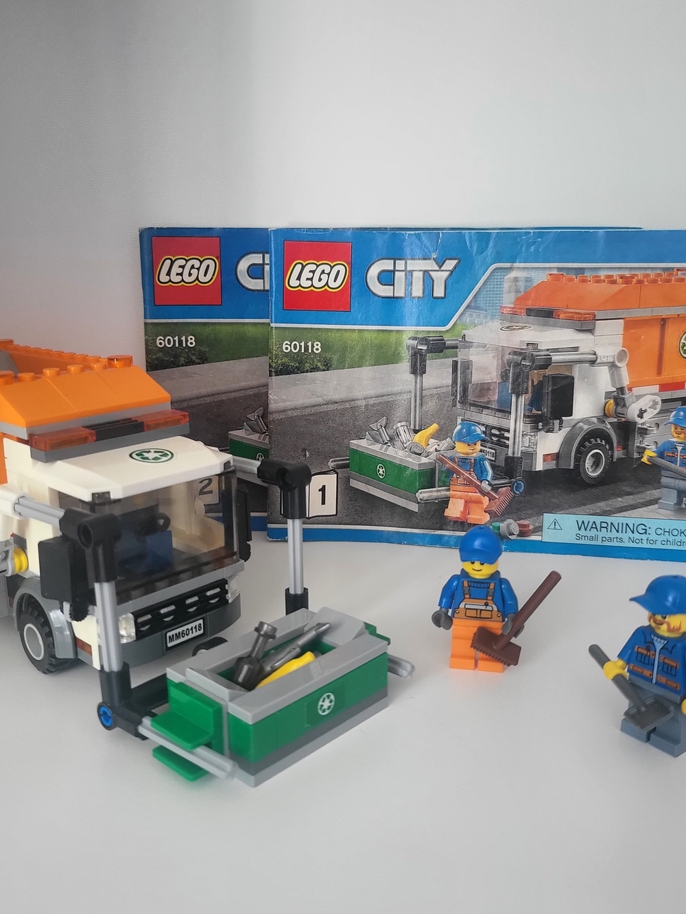 LEGO City - 60118 - Orange and White Garbage Truck Playset